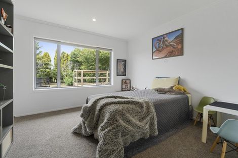 Photo of property in 395 Main Road, Huapai, Kumeu, 0810