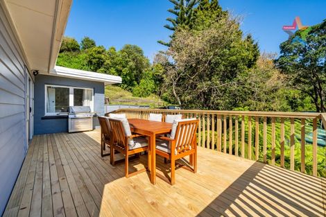 Photo of property in 27 Foster Crescent, Belmont, Lower Hutt, 5010