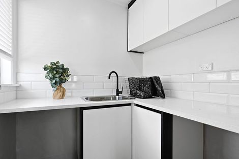 Photo of property in 142 Tuhikaramea Road, Dinsdale, Hamilton, 3204