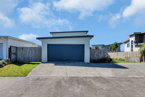 Photo of property in 94a Bream Bay Drive, Ruakaka, 0116