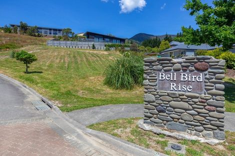 Photo of property in 2 Bell Bird Rise, Picton, 7220