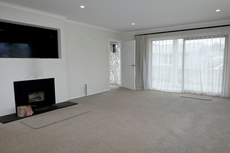 Photo of property in 77 Gray Avenue, Paraparaumu Beach, Paraparaumu, 5032