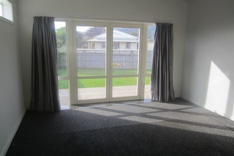 Photo of property in 2 Pitt Street, Cobden, Greymouth, 7802