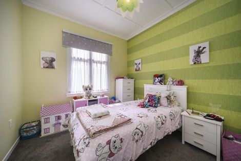 Photo of property in 46 Kingswood Street, Takaro, Palmerston North, 4412