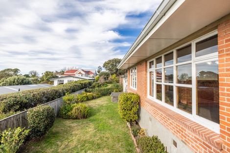 Photo of property in 108 Thompson Road, Bluff Hill, Napier, 4110