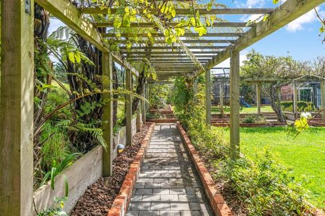 Photo of property in 20 Coroglen Rise, Pukerua Bay, 5026