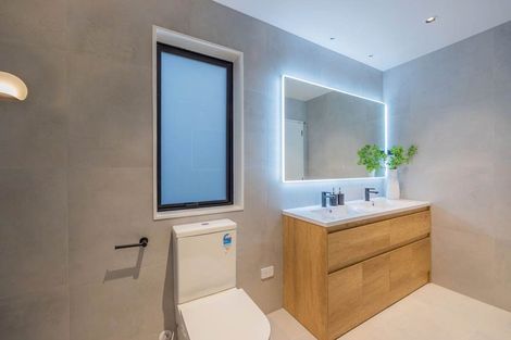 Photo of property in 6c Raeben Avenue, Hillcrest, Auckland, 0627