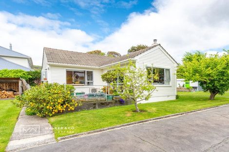 Photo of property in 10 Terminus Street, Silverstream, Upper Hutt, 5019
