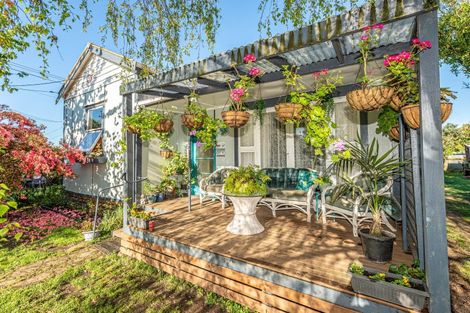 Photo of property in 17 Gloag Street, Waverley, 4510