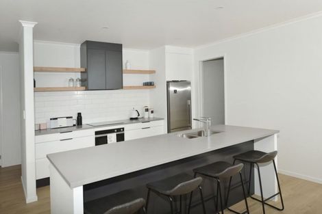 Photo of property in 62 Stace Hopper Drive, One Tree Point, 0118