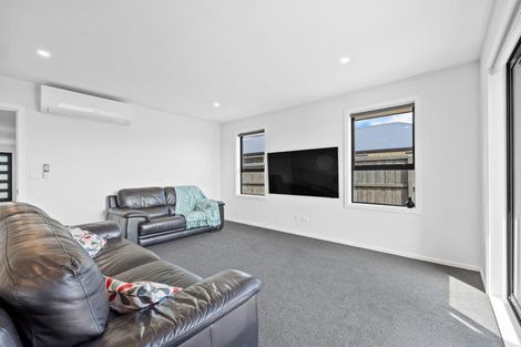 Photo of property in 7 Witte Street, Woodend, 7610