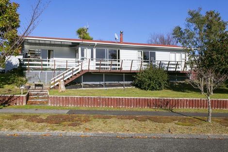 Photo of property in 68 Saint James Street, Richmond Heights, Taupo, 3330