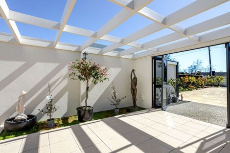 Photo of property in 9 Smith Street, Dannevirke, 4930