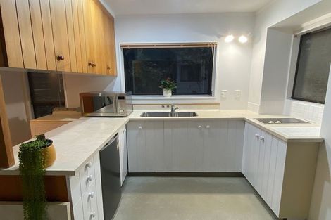 Photo of property in 18 Roys Road, Plimmerton, Porirua, 5026