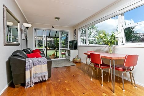 Photo of property in 2/8a Harley Road, Hauraki, Auckland, 0622