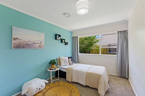 Photo of property in 7 Rimu Street, Waikanae, 5036