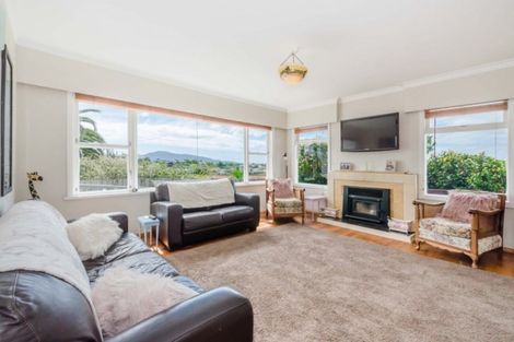 Photo of property in 72 Raumati Road, Raumati Beach, Paraparaumu, 5032