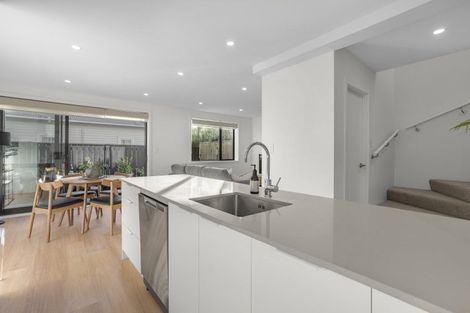 Photo of property in 2/564 High Street, Boulcott, Lower Hutt, 5010