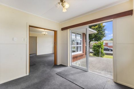 Photo of property in 7 Severn Place, Spotswood, New Plymouth, 4310