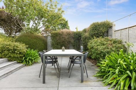 Photo of property in 143a Te Mata Road, Havelock North, 4130