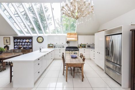 Photo of property in 14 Weka Street, Fendalton, Christchurch, 8041