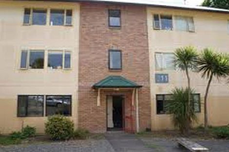 Photo of property in 3/125 Carrington Road, Point Chevalier, Auckland, 1025