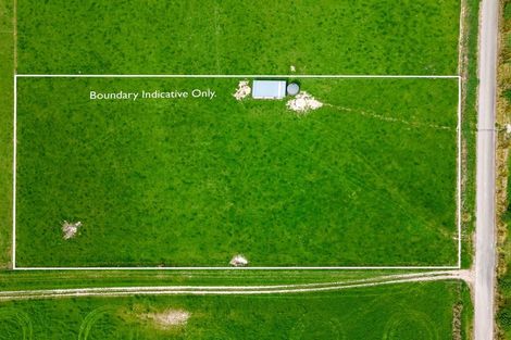 Photo of property in 38 Whitneys Road, Waimate, 7978