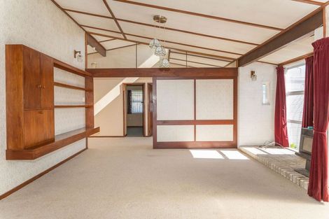 Photo of property in 24 Ries Street, Dannevirke, 4930