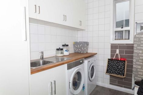 Photo of property in 349 High Street, Dannevirke, 4930