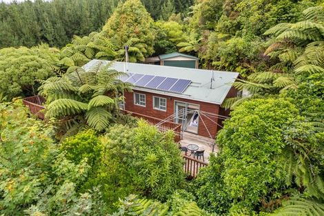 Photo of property in 39 Avro Road, Blue Mountains, Upper Hutt, 5371