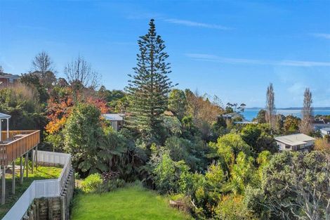 Photo of property in 38a Colmar Road, Mellons Bay, Auckland, 2014