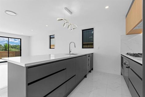 Photo of property in 9 John Gray Street, Papakura, 2110