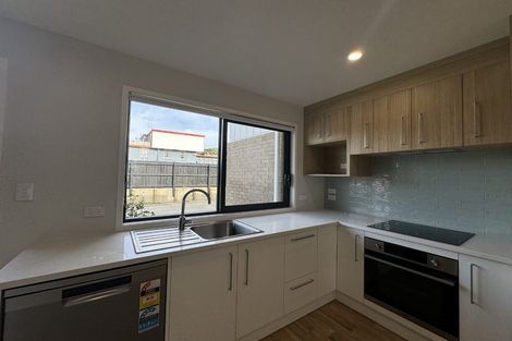 Photo of property in 65 Huri Street, Mangere Bridge, Auckland, 2022