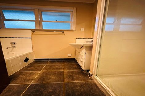 Photo of property in 12b Oriana Avenue, Lynfield, Auckland, 1042