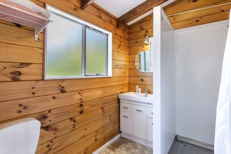 Photo of property in 2 Te Herekiekie Street, Turangi, 3334