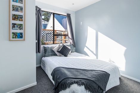 Photo of property in 56 Dominica Crescent, Grenada Village, Wellington, 6037