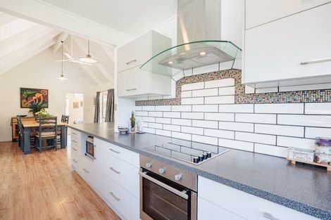 Photo of property in 37 Cedar Road, Te Awanga, 4102