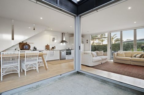 Photo of property in 2/189 Mangatawhiri Road, Omaha, Warkworth, 0986