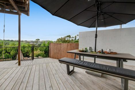 Photo of property in 12 Cochrane Avenue, Arkles Bay, Whangaparaoa, 0932