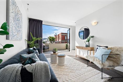 Photo of property in 2/1a Elizabeth Street, Petone, Lower Hutt, 5012