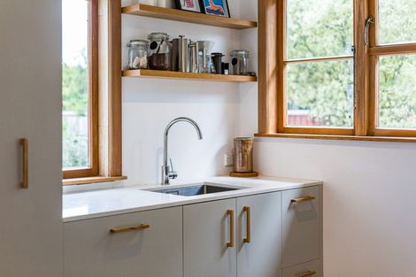 Photo of property in 8 Mangaroa Hill Road, Maoribank, Upper Hutt, 5018