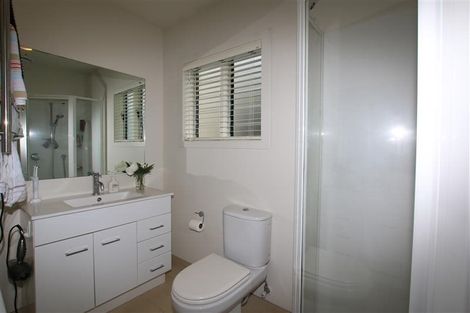 Photo of property in 5/37 Waipa Street, Birkenhead, Auckland, 0626