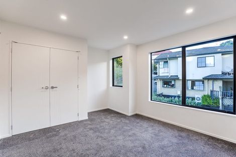 Photo of property in 19d Elmira Place, Browns Bay, Auckland, 0630