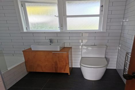 Photo of property in 65 Hillsborough Road, Hillsborough, Auckland, 1042