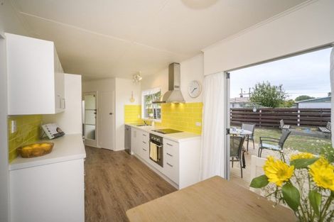 Photo of property in 16 Wyndham Street, Awapuni, Palmerston North, 4412