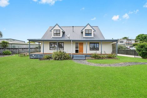 Photo of property in 16 Leyton Place, Nawton, Hamilton, 3200