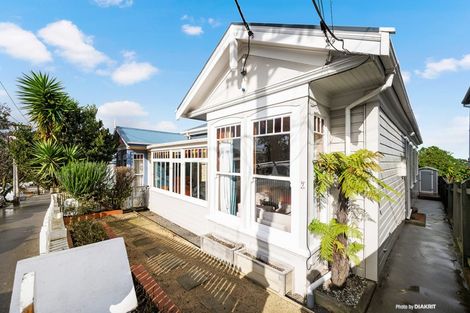 Photo of property in 7 Chilka Street, Berhampore, Wellington, 6023