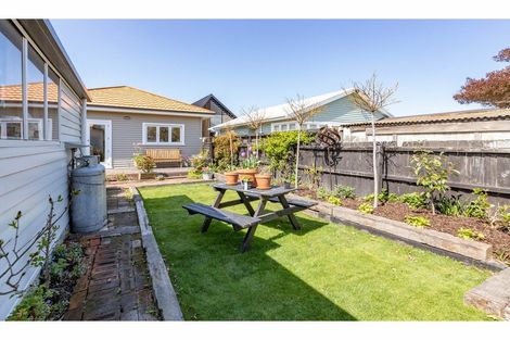 Photo of property in 105 Osborne Street, Waltham, Christchurch, 8011