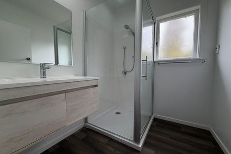 Photo of property in 95 View Road, Henderson, Auckland, 0612