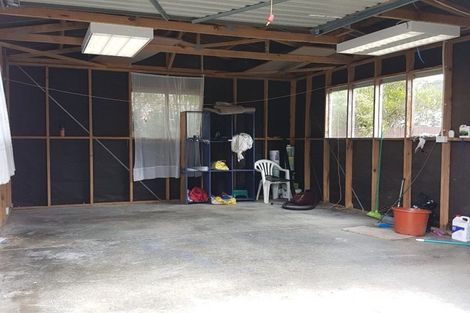 Photo of property in 81 Montgomery Avenue, Karori, Wellington, 6012